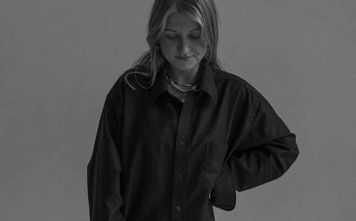 Held by W – fotografia